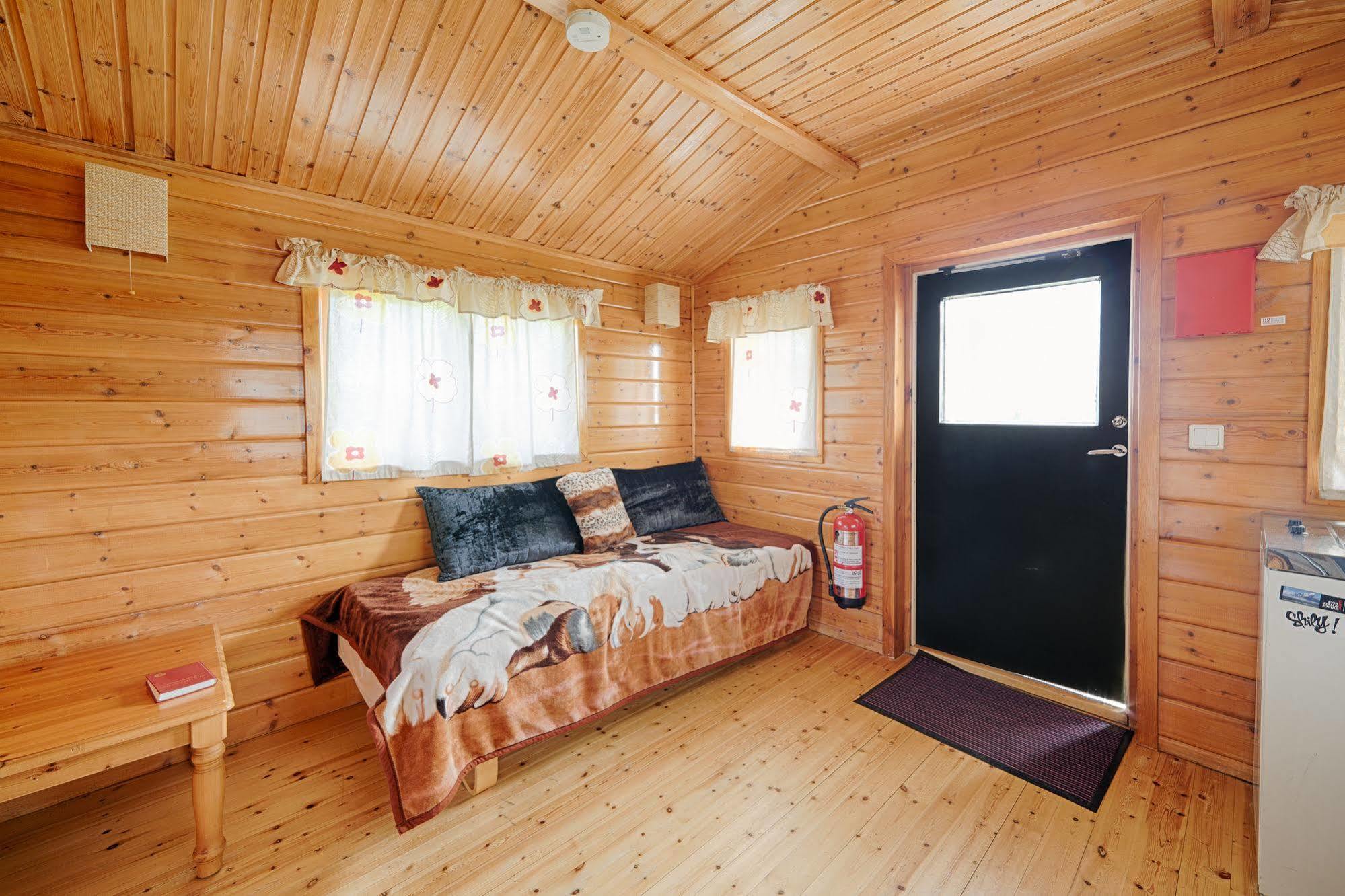 Hellisholar Cottages Hvolsvollur Ngoại thất bức ảnh